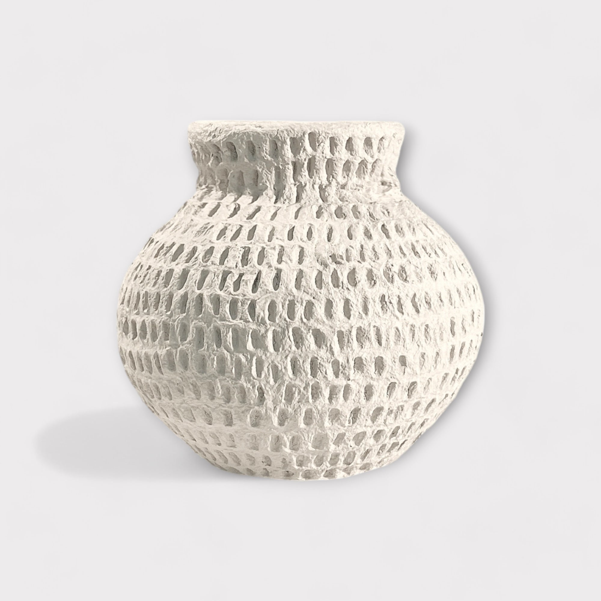 Cotton Stone Vase Round - Eggshell - Matteurs - Nest & Bird