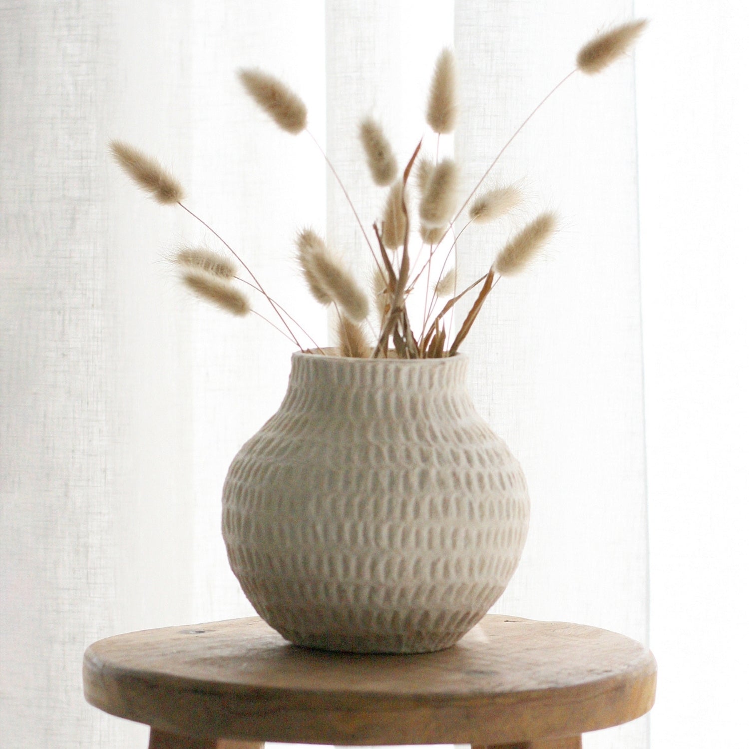 Cotton Stone Vase Round - Eggshell - Matteurs - Nest & Bird
