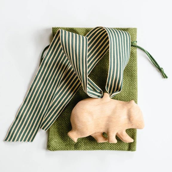 Joey Wombat Sculpture | Natural Beech Wood -Nest & Bird- Nest & Bird