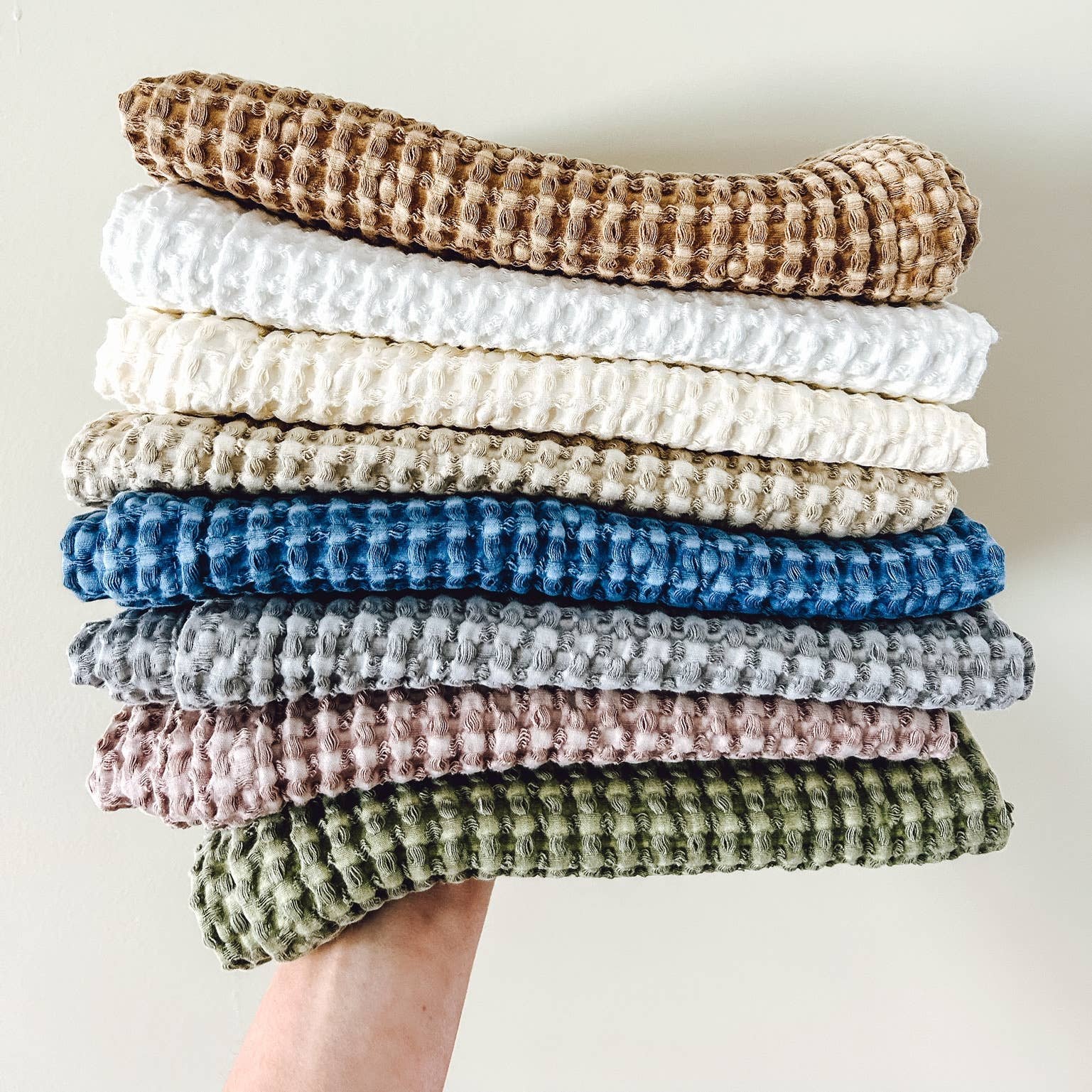 Rustic Waffle Hand Towel - Light Grey - Mama and Tochter - Nest & Bird